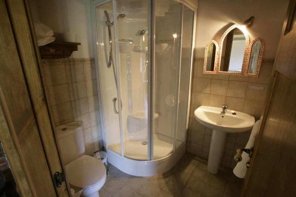 Apartamento Rural El Labrador Es Un Comodo Y Acogedor Apartamento Cabezas Bajas Esterno foto